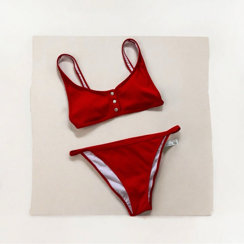 Sommer Ray Red Cheeky Bikini Set with Button-Detail Top, Size Large, EUC